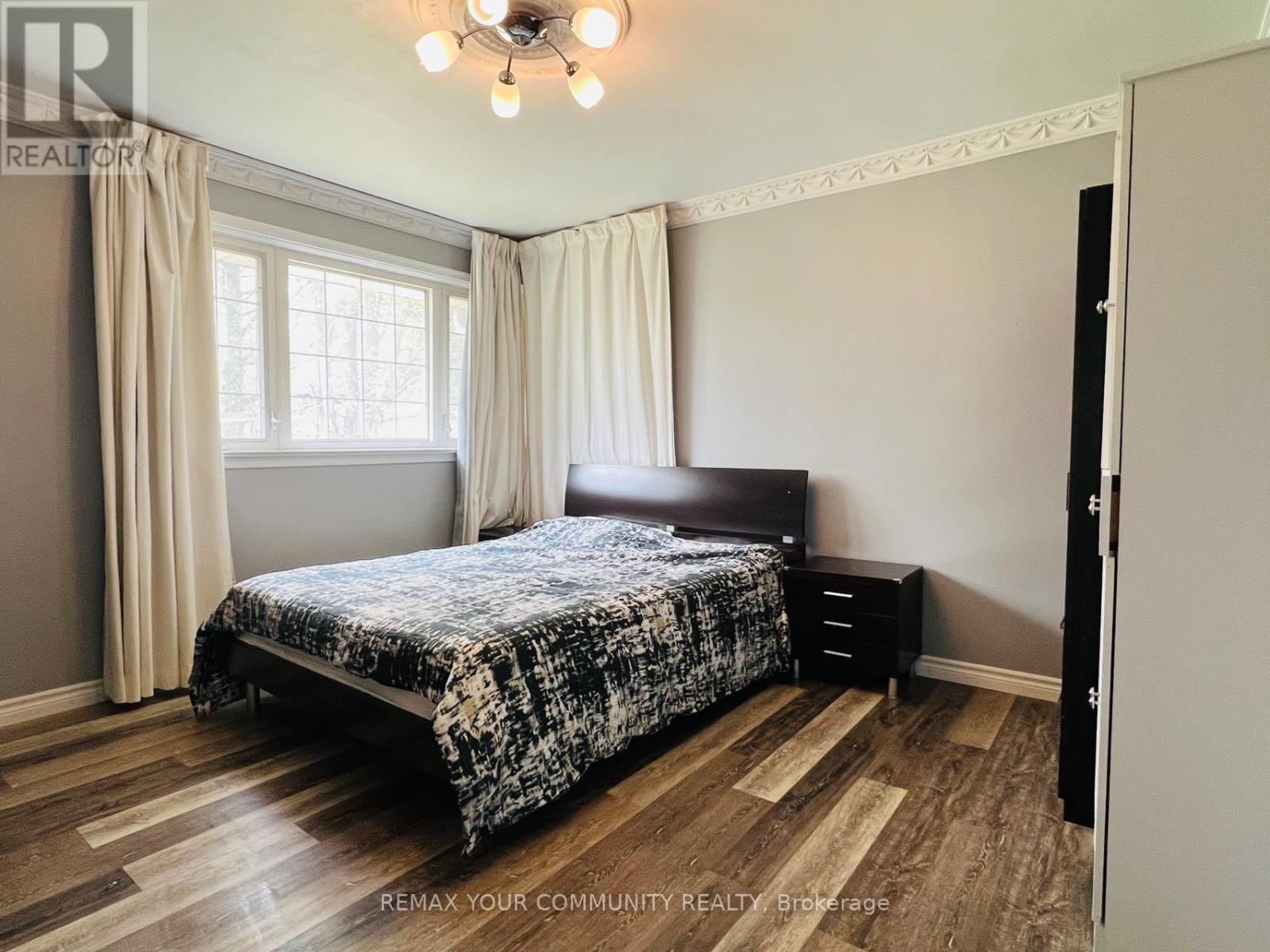211 JAMES STREET - 9