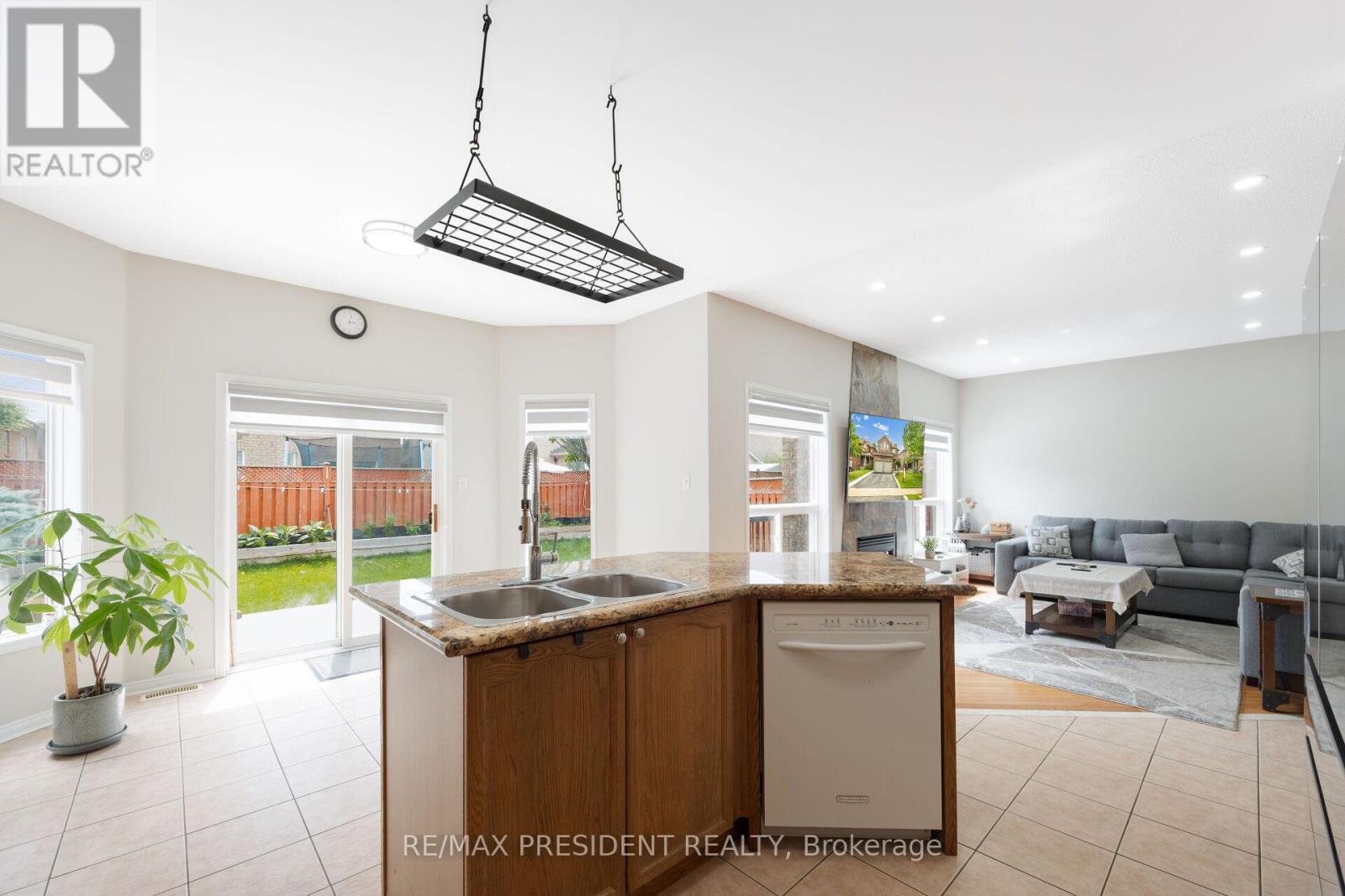 14 BAYBROOK ROAD - 22