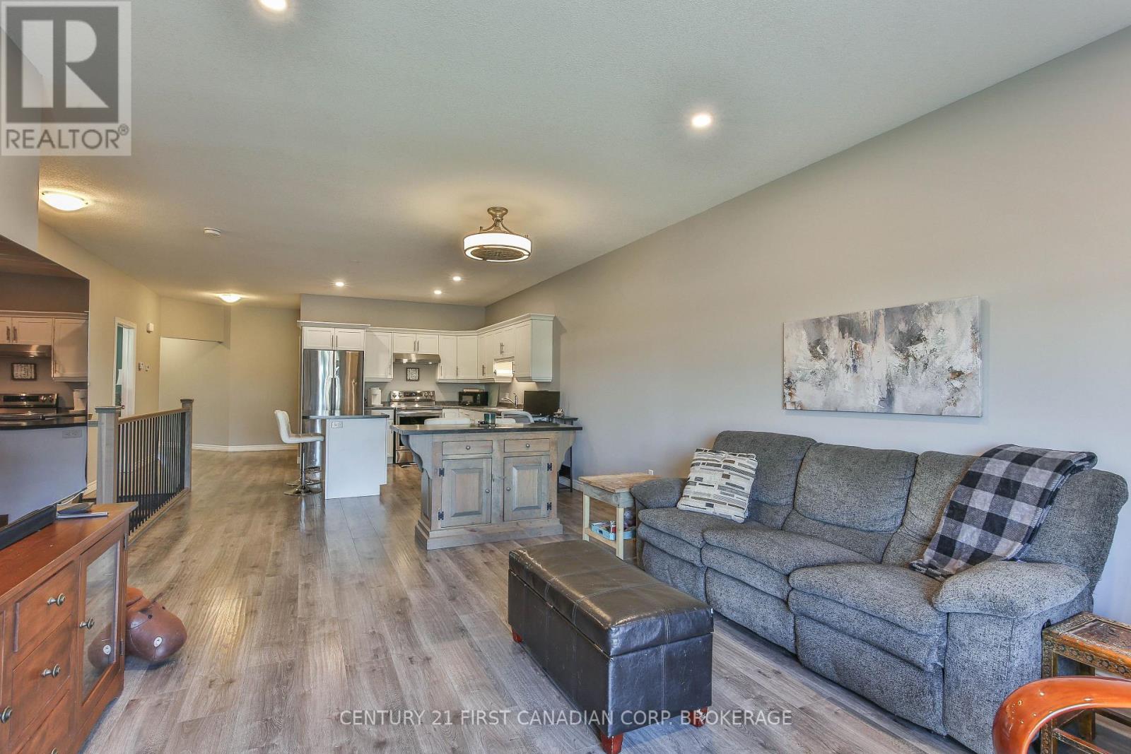 283 BOYD BOULEVARD - 15