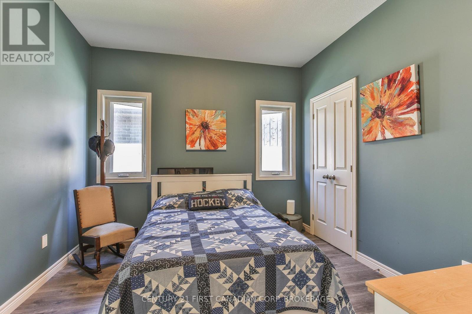 283 BOYD BOULEVARD - 22