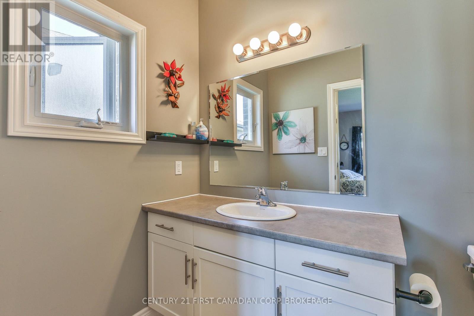 283 BOYD BOULEVARD - 20