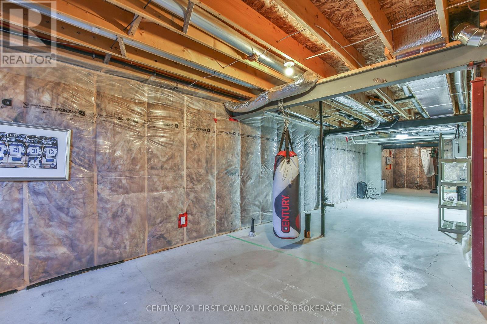 283 BOYD BOULEVARD - 27
