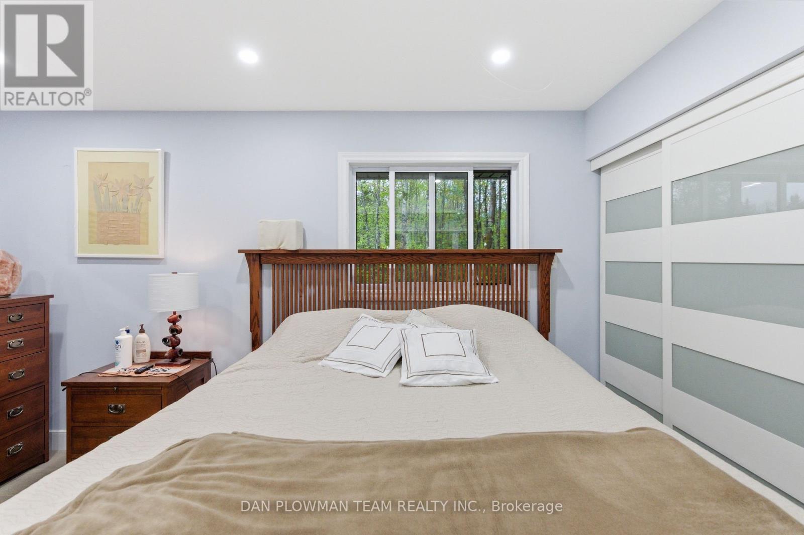 377 BALMER ROAD - 25