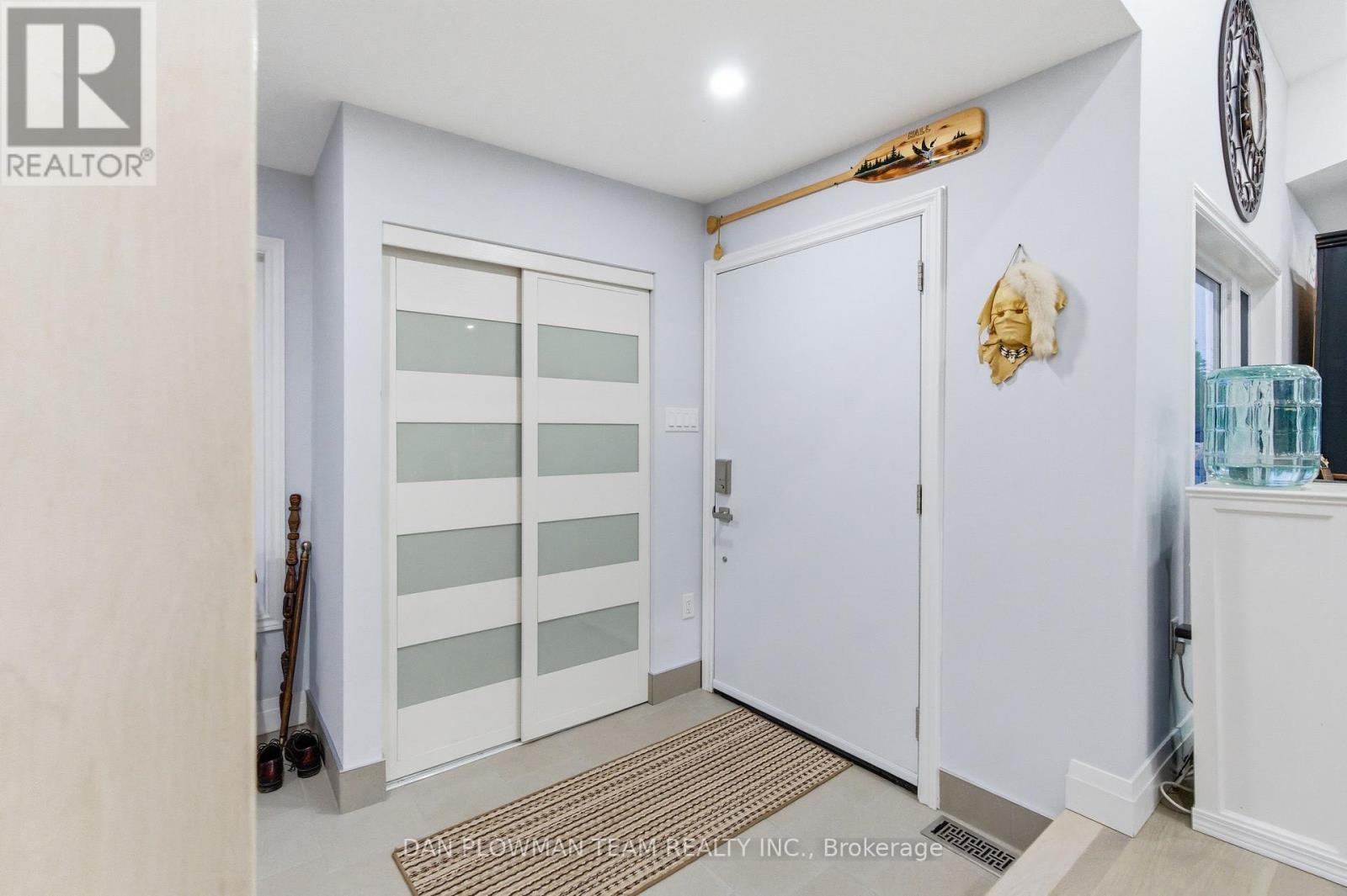 377 BALMER ROAD - 17