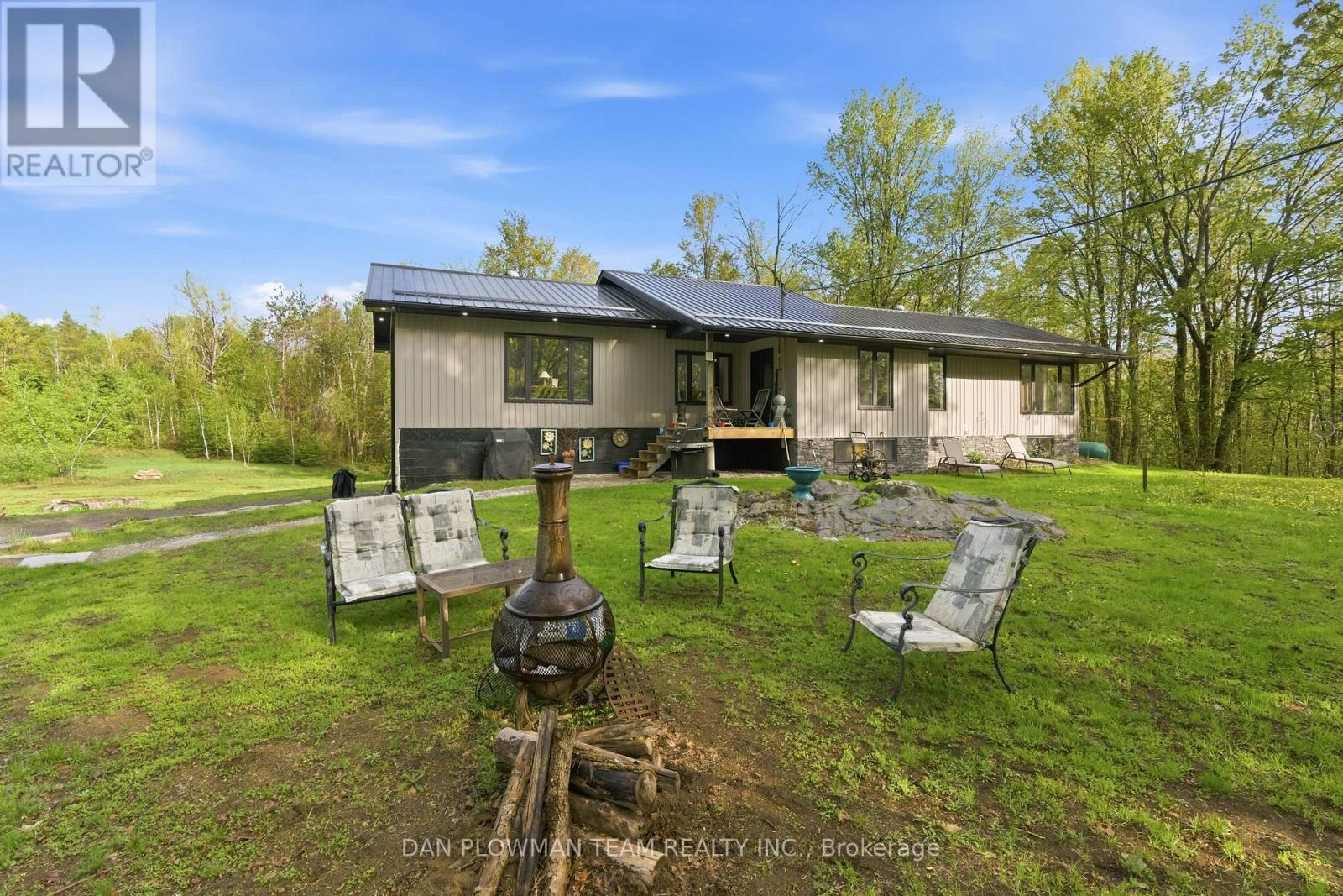 377 BALMER ROAD - 13
