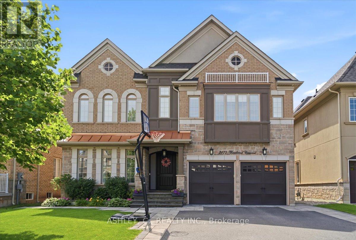 2177 VINELAND CRESCENT - 1