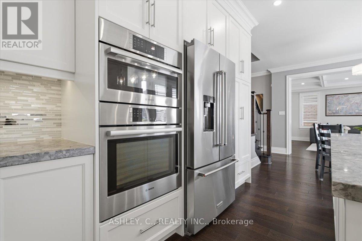 2177 VINELAND CRESCENT - 13