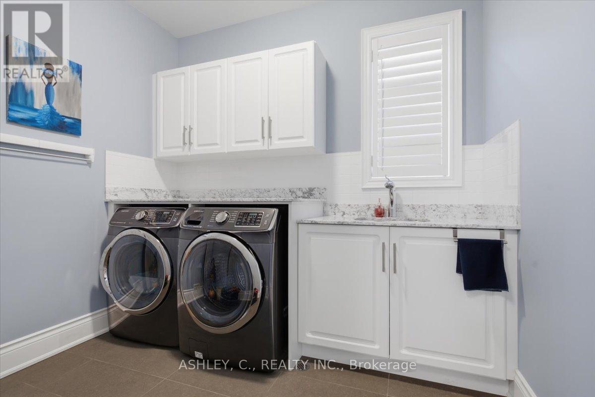 2177 VINELAND CRESCENT - 28