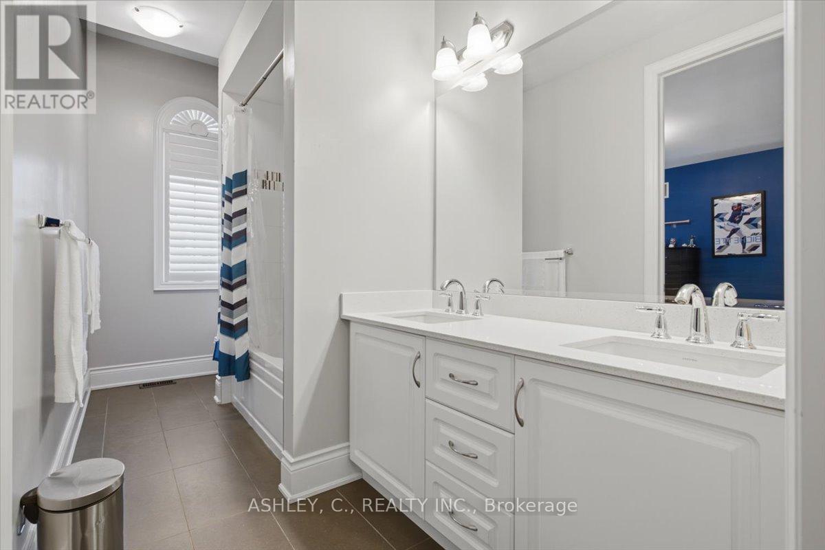 2177 VINELAND CRESCENT - 32