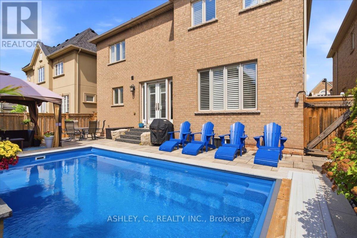 2177 VINELAND CRESCENT - 41