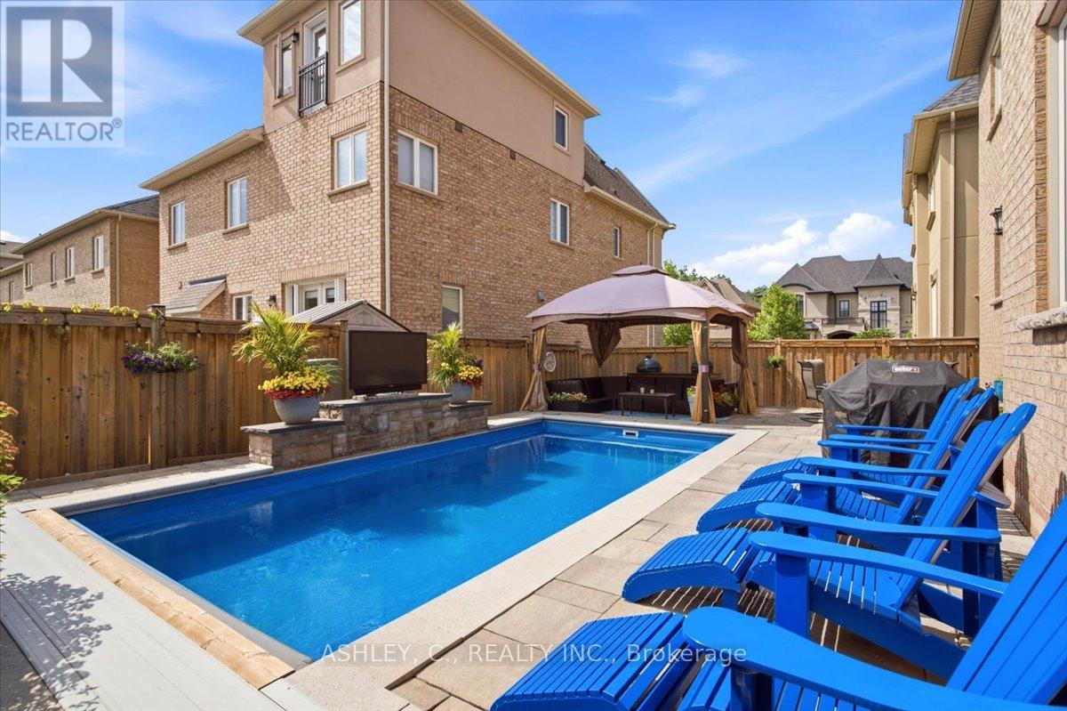 2177 VINELAND CRESCENT - 42