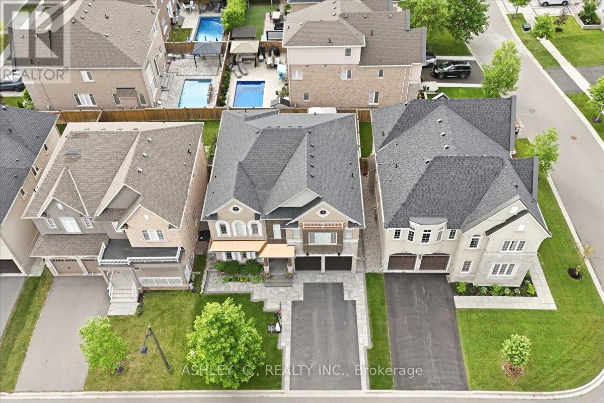 2177 VINELAND CRESCENT - 46