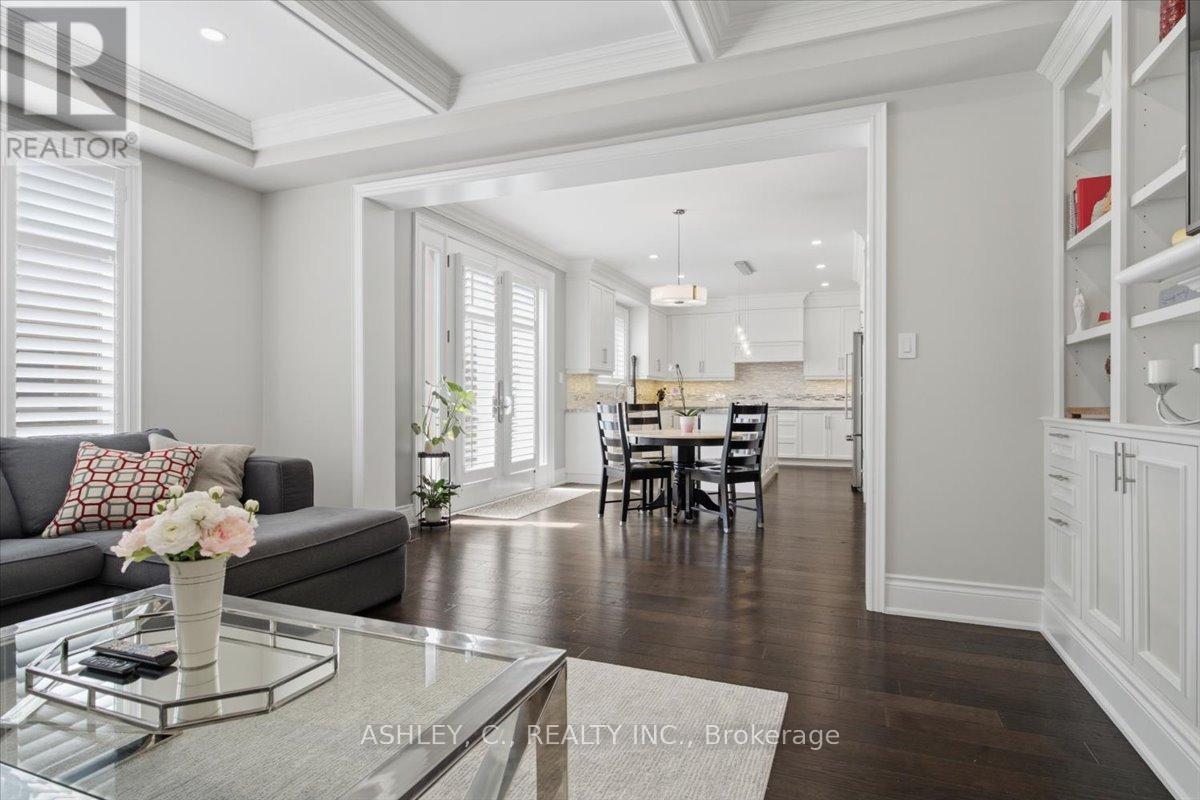 2177 VINELAND CRESCENT - 7