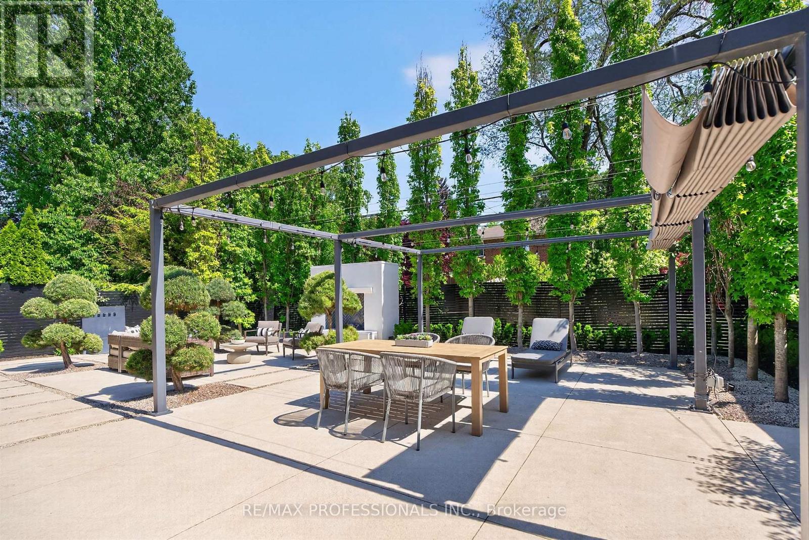 9 BERNICE AVENUE - 39