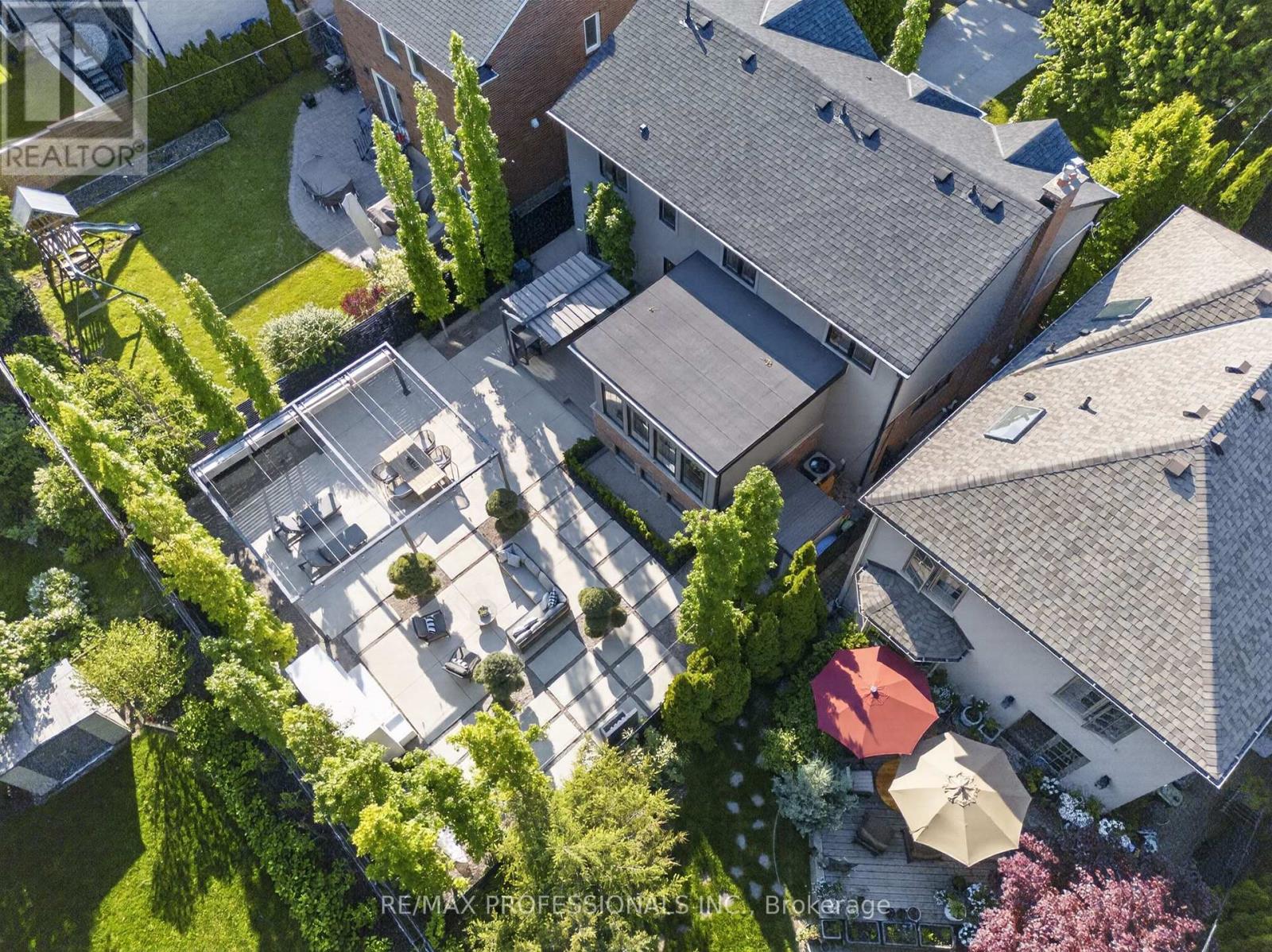 9 BERNICE AVENUE - 44