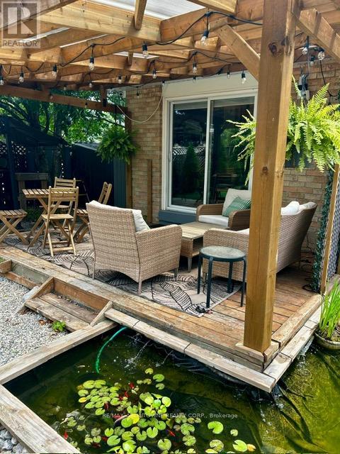 395 MAIDSTONE CRESCENT - 37