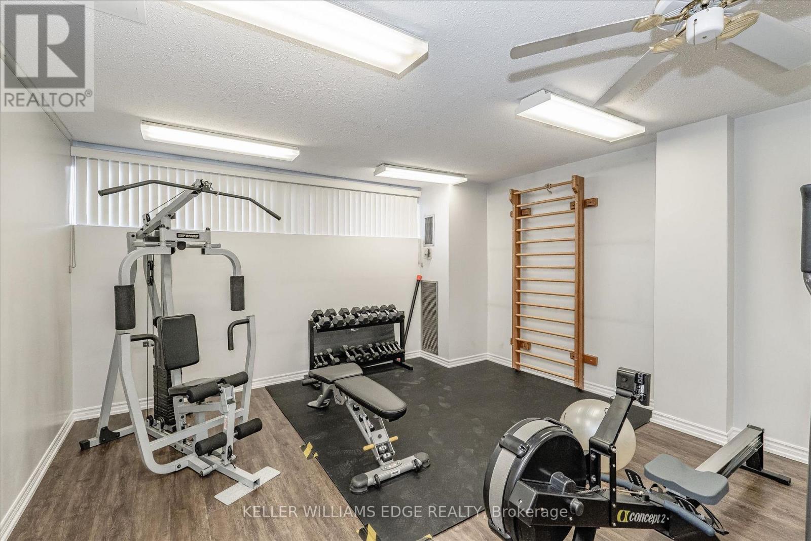 #1202 2055 UPPER MIDDLE ROAD - 40