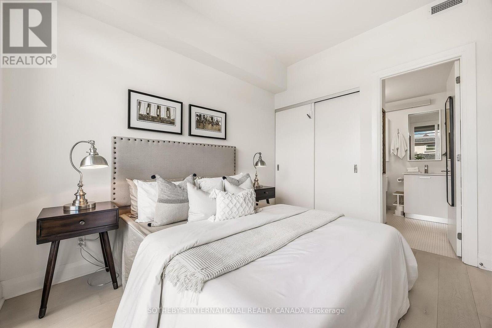 #104 245 PERTH AVENUE N - Image 16