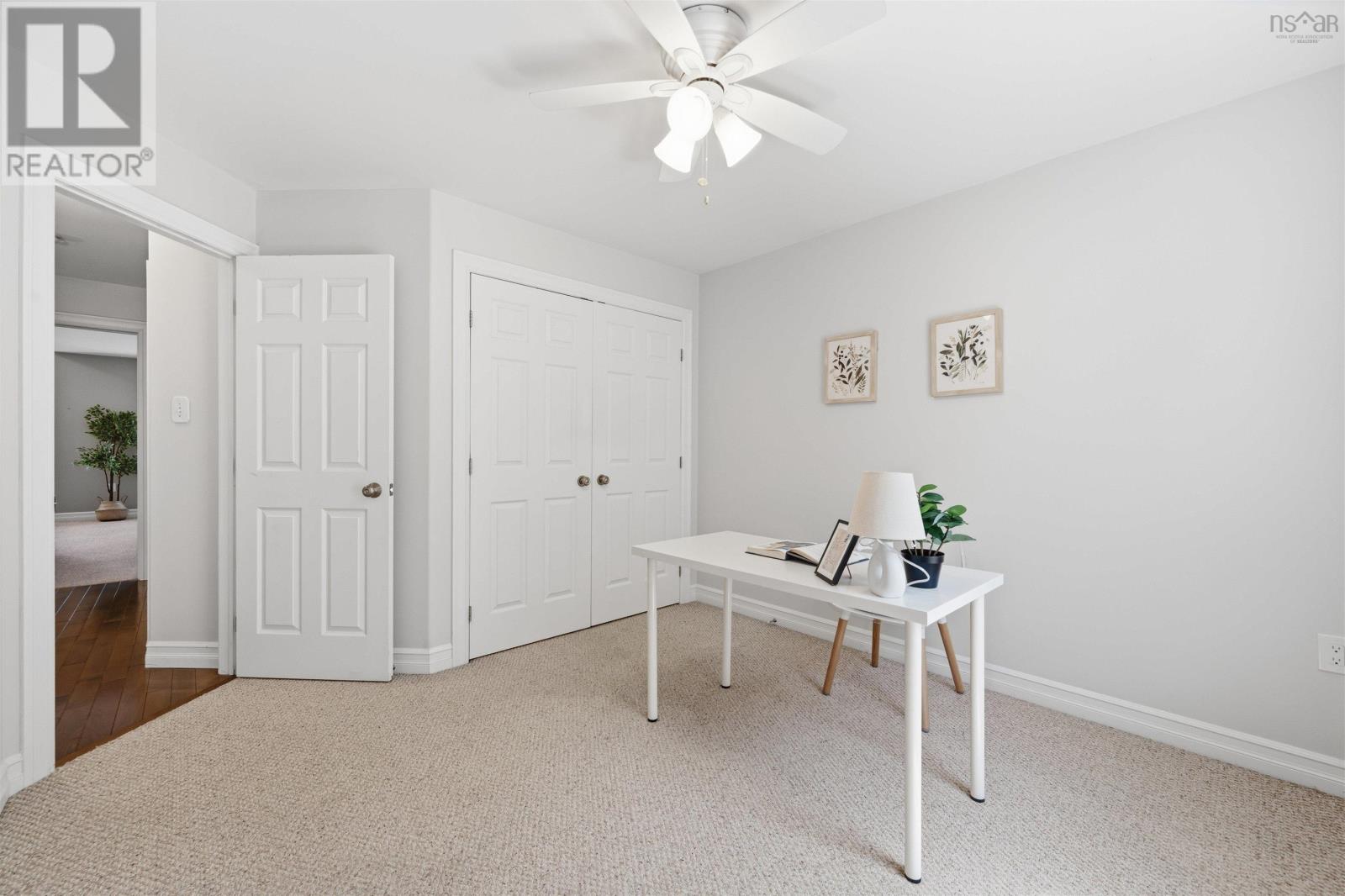32 Windstone Close - 34
