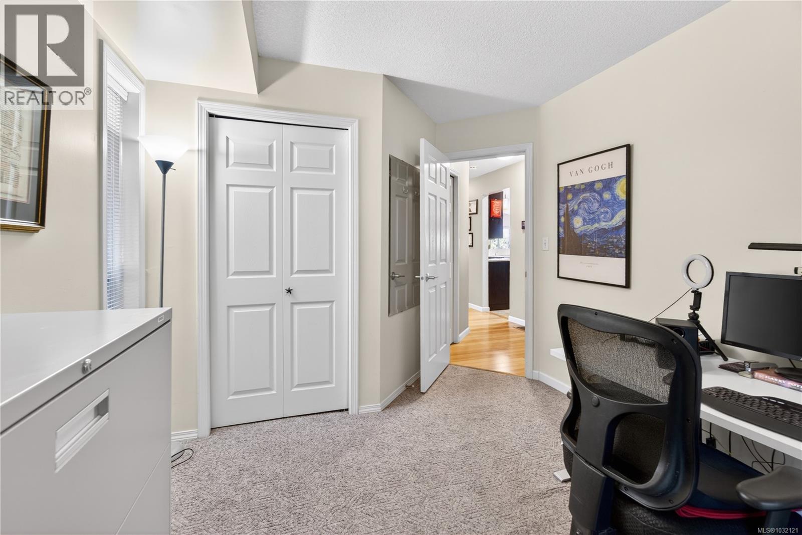 1277 Selkirk Dr - 38