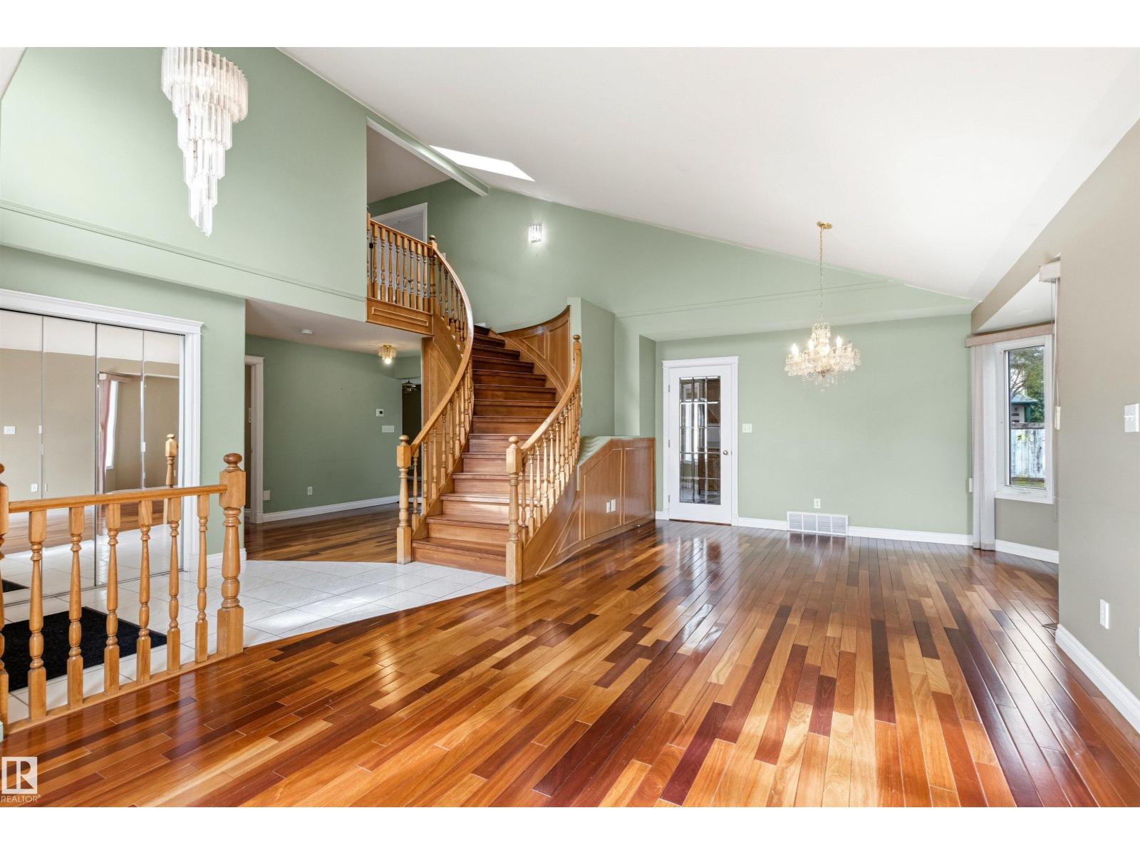 141 KULAWY DR N NW - 12
