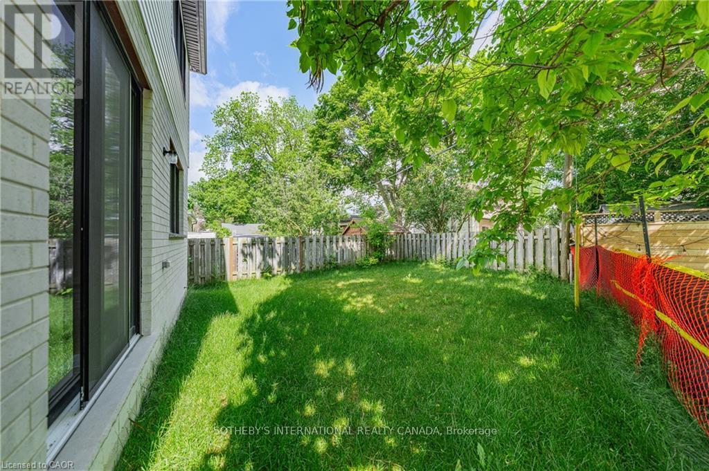 42 RICH AVENUE - 48