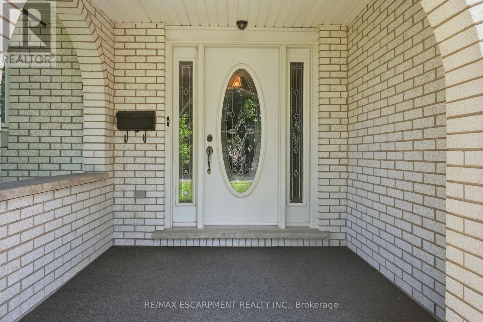 11 TANERA CRESCENT - 2
