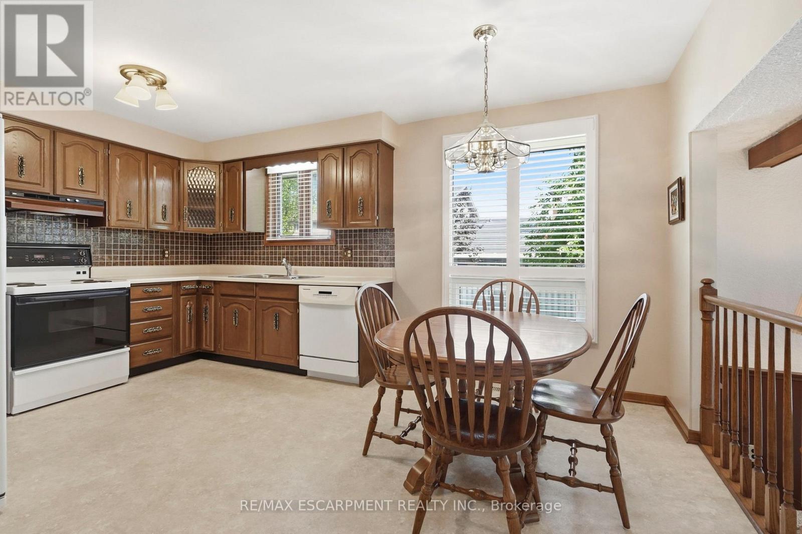 11 TANERA CRESCENT - 9