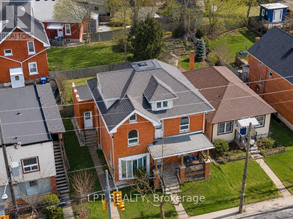 219 ERIE AVENUE - 1