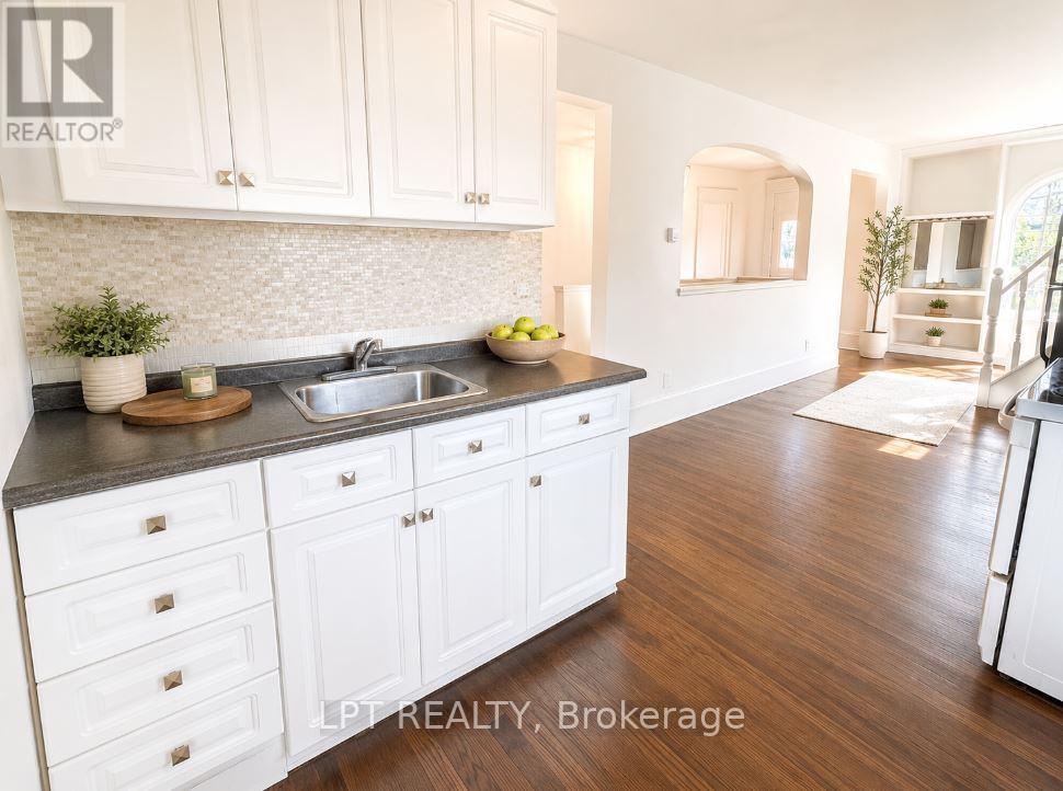 219 ERIE AVENUE - 12