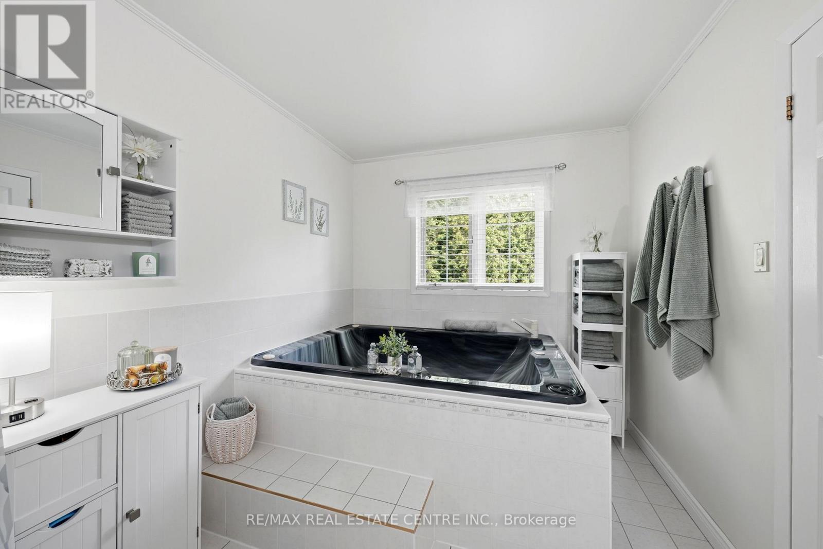 9572 WELLINGTON 22 ROAD - Image 28