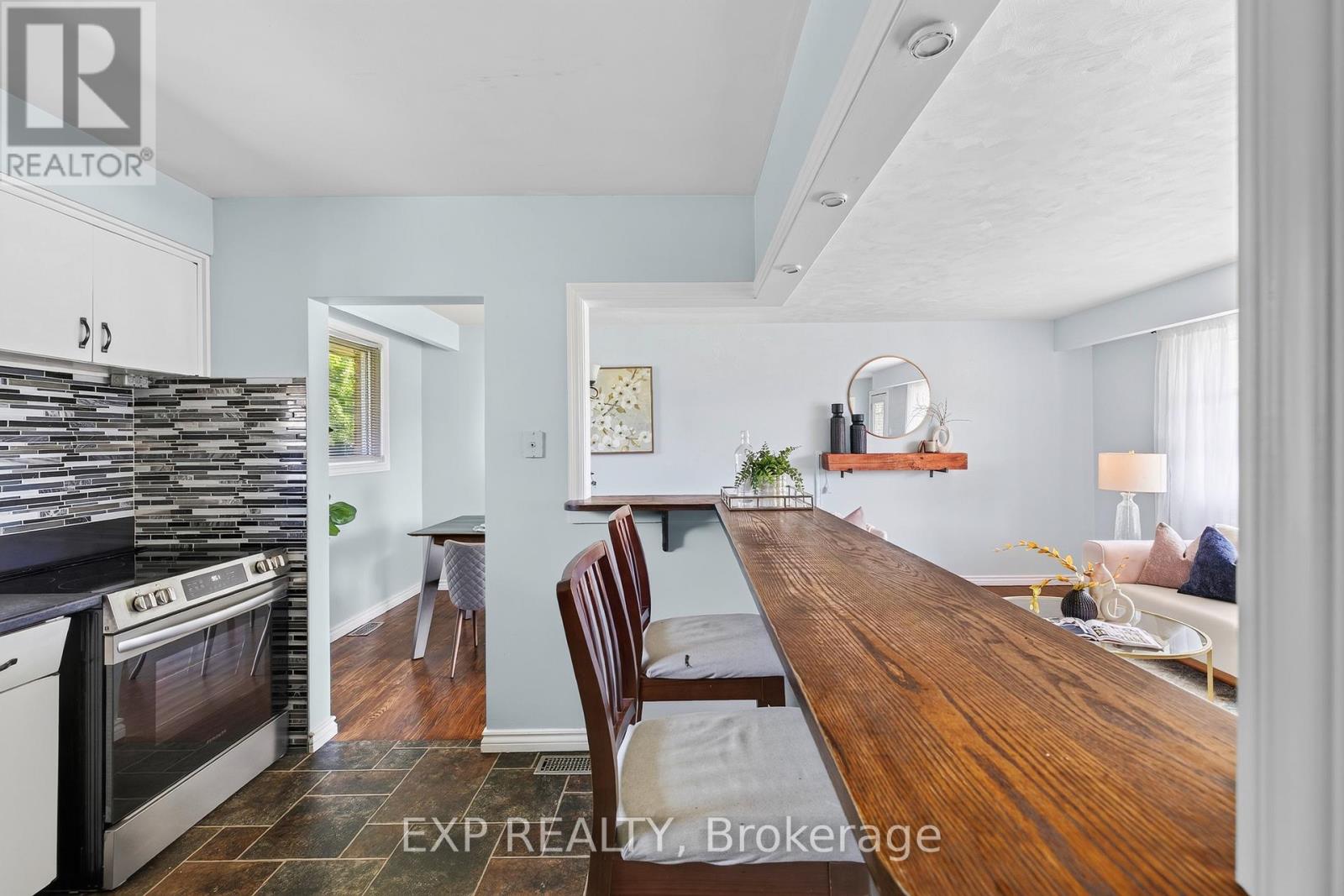 261 KING STREET - 13