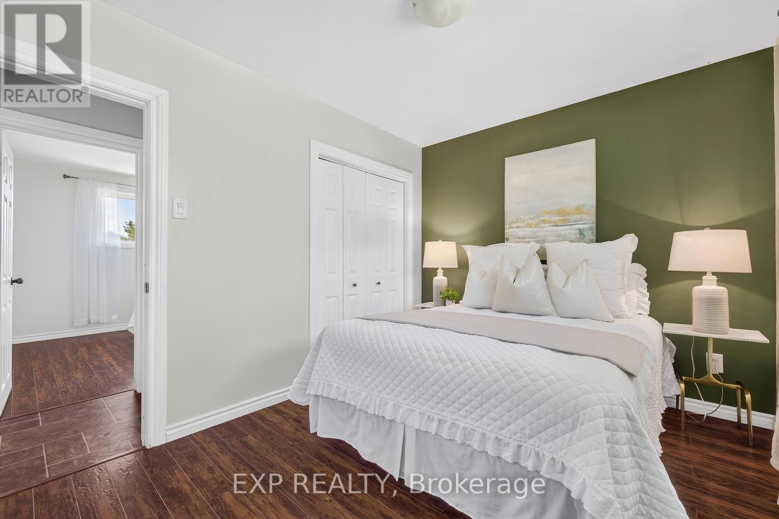 261 KING STREET - 18
