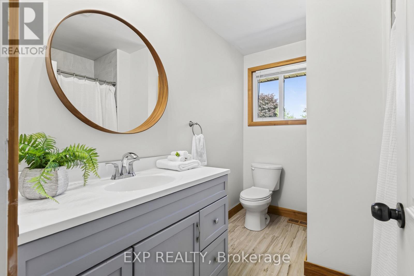 261 KING STREET - 21