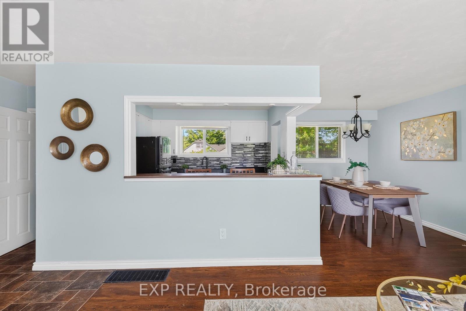 261 KING STREET - 8