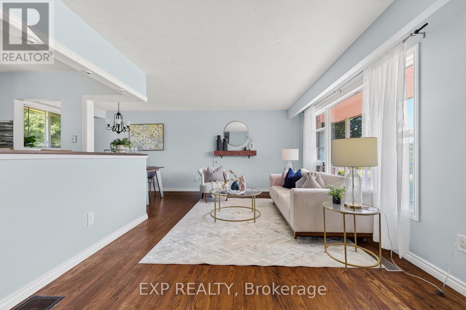 261 KING STREET - 9