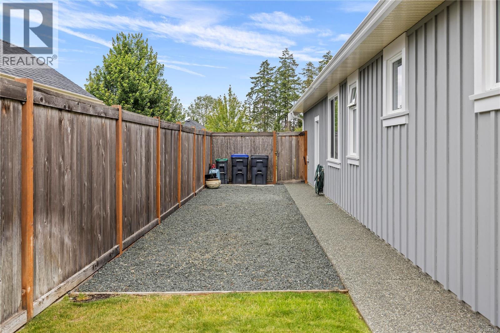 269 Bramble St - 21