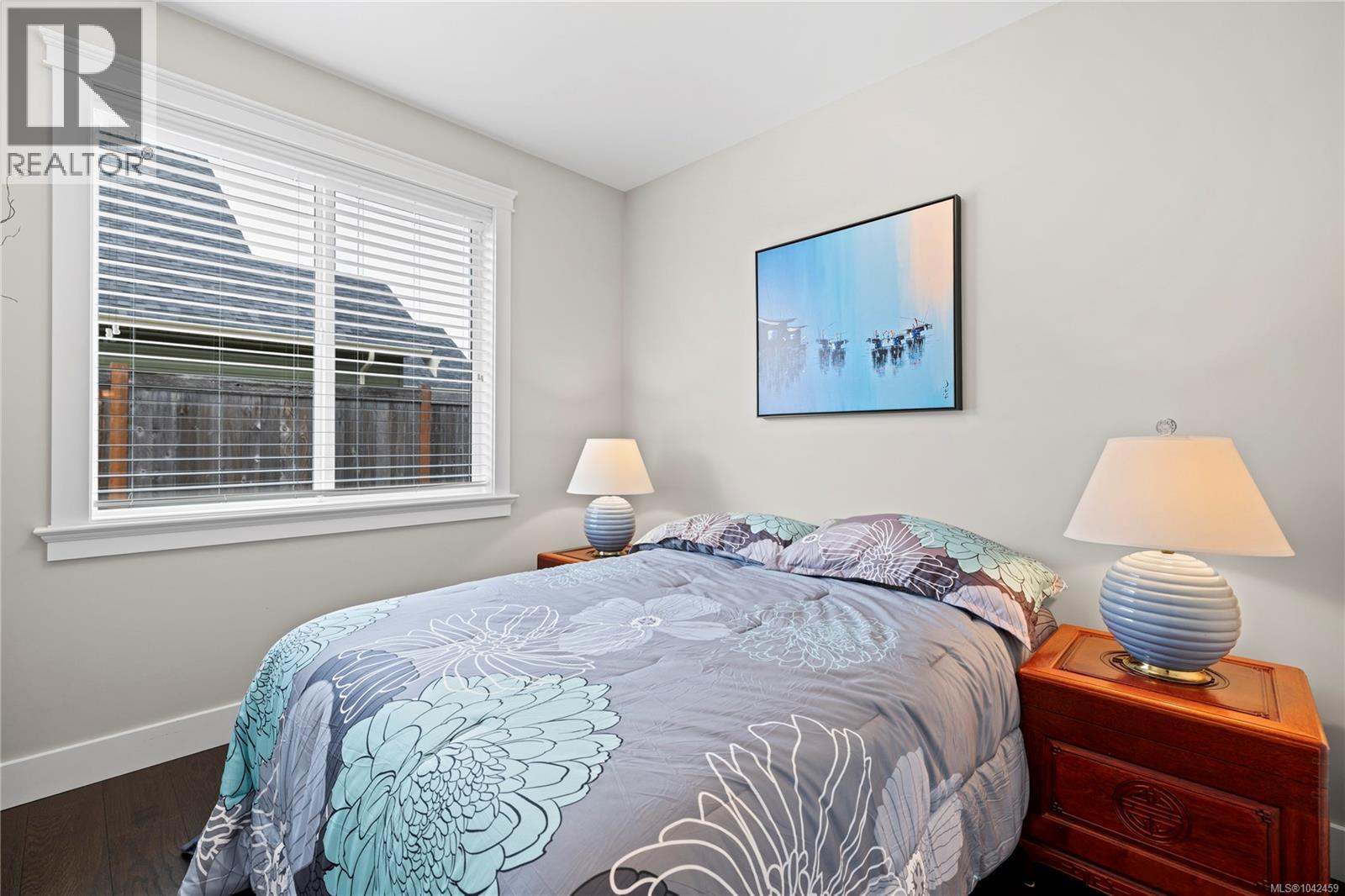 269 Bramble St - 9