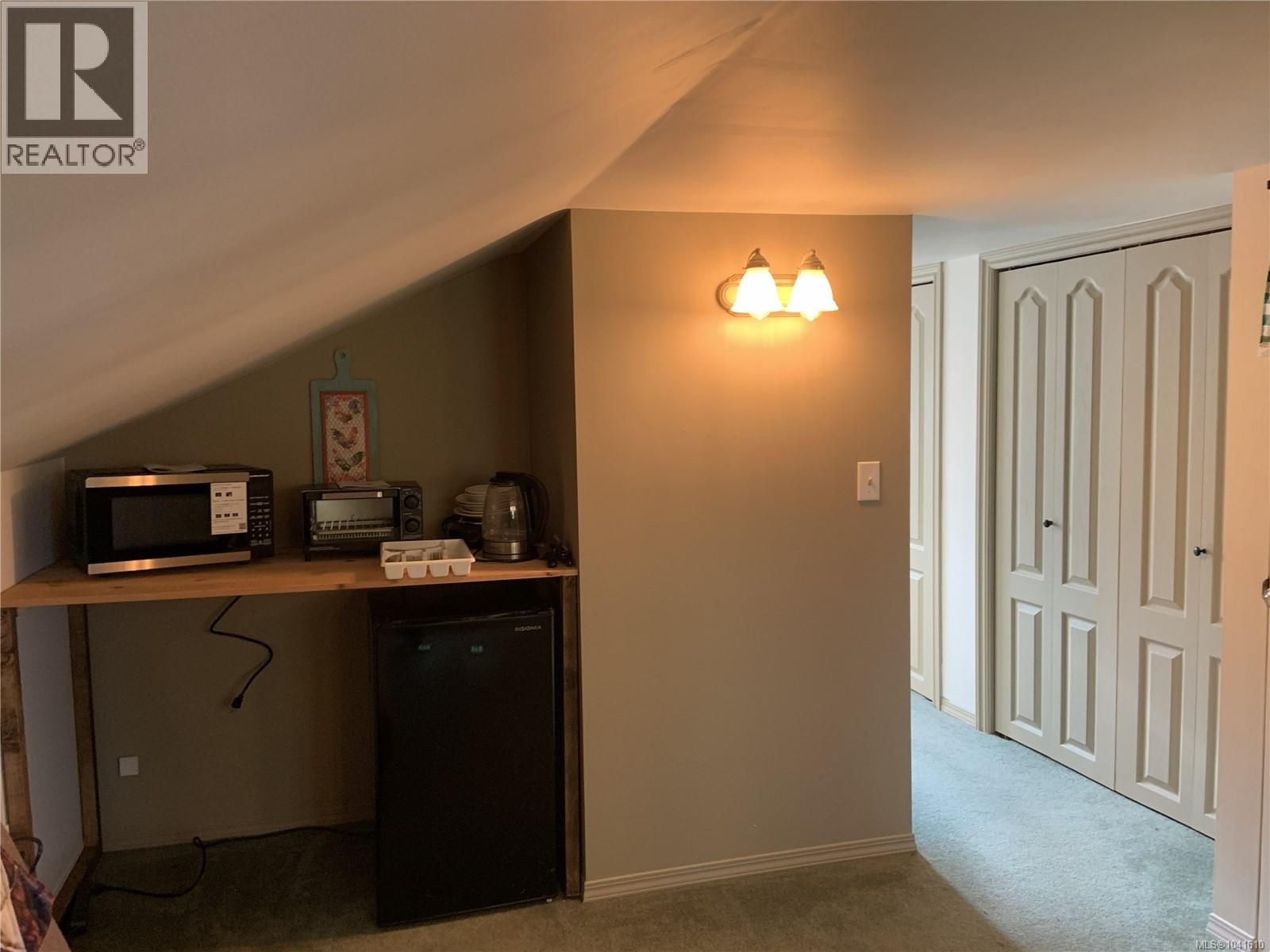 6064 Renton Rd S - 23