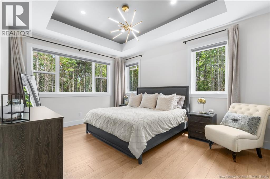 104 Rue Paris Street - Image 21