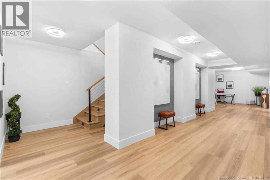 104 Rue Paris Street - Image 35