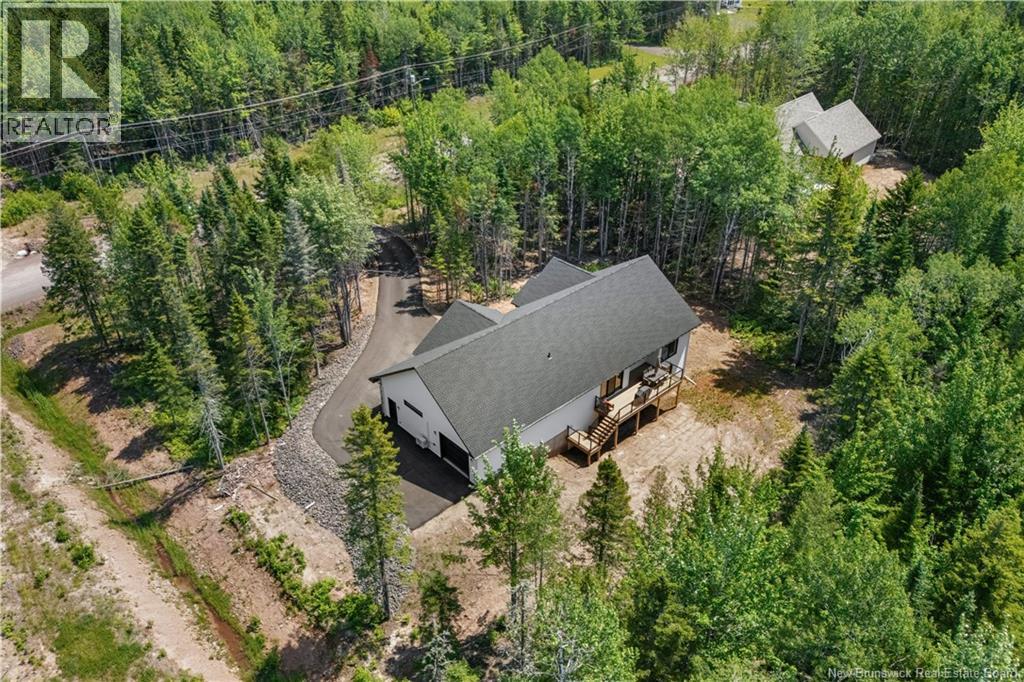 104 Rue Paris Street - Image 6