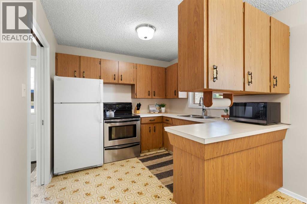982 Stewart Drive NW — photo 10