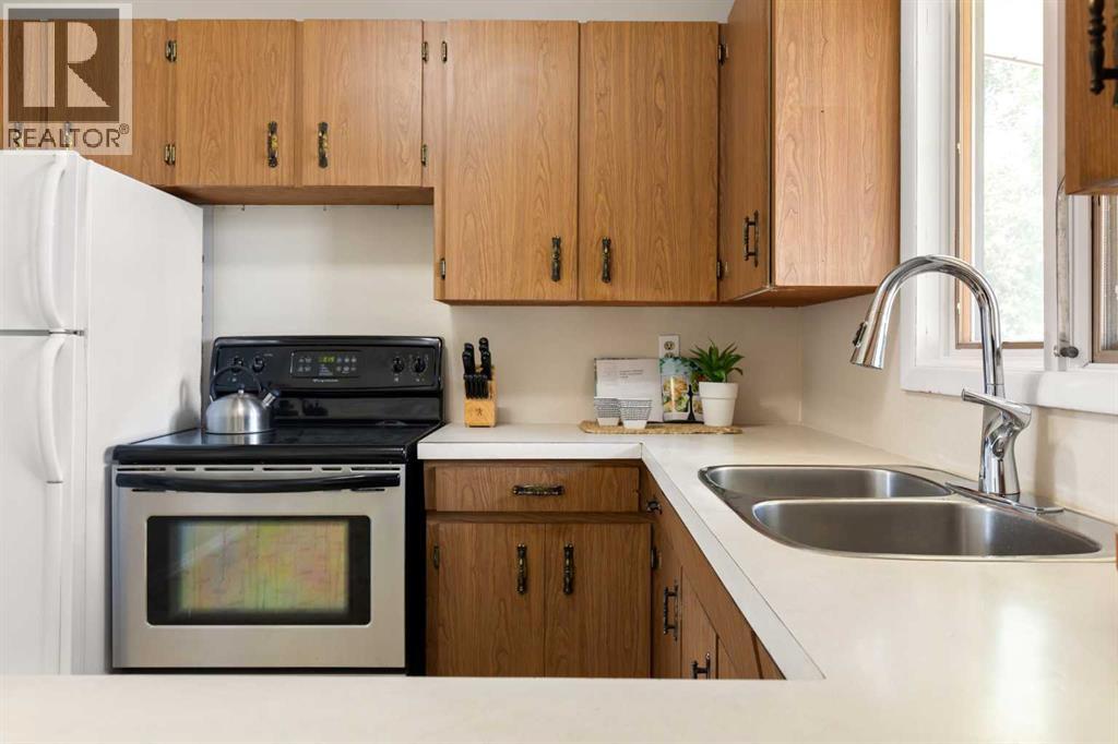 982 Stewart Drive NW — photo 13
