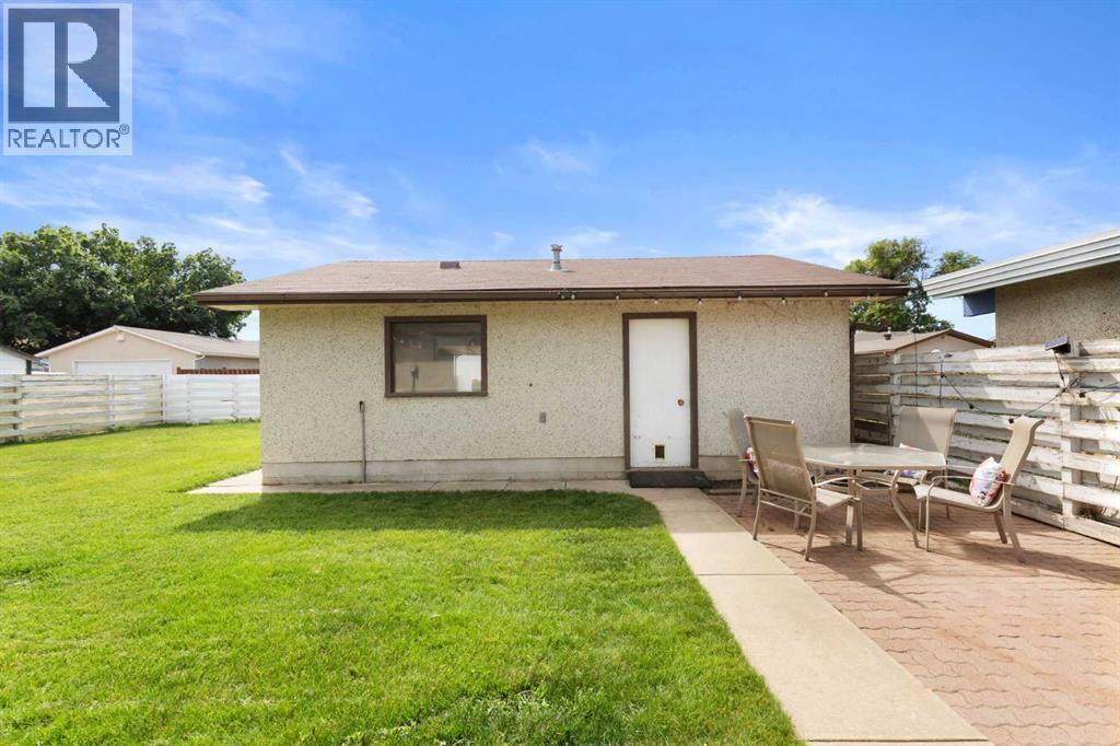 982 Stewart Drive NW — photo 33