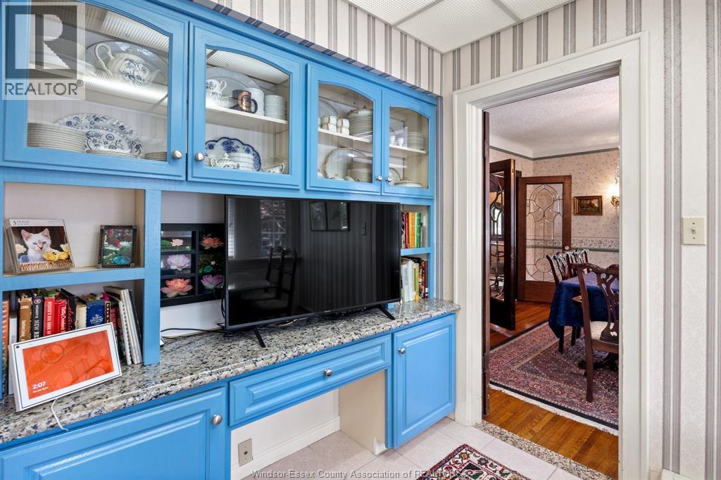 219 JEFFERSON - 23