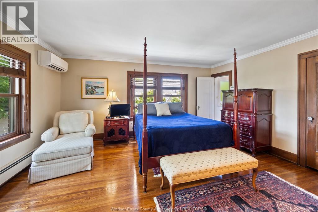 219 JEFFERSON - 33