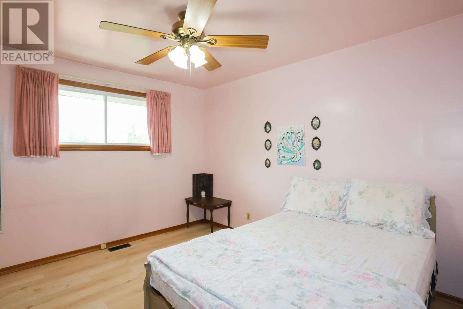 489 McNabb ST - 22