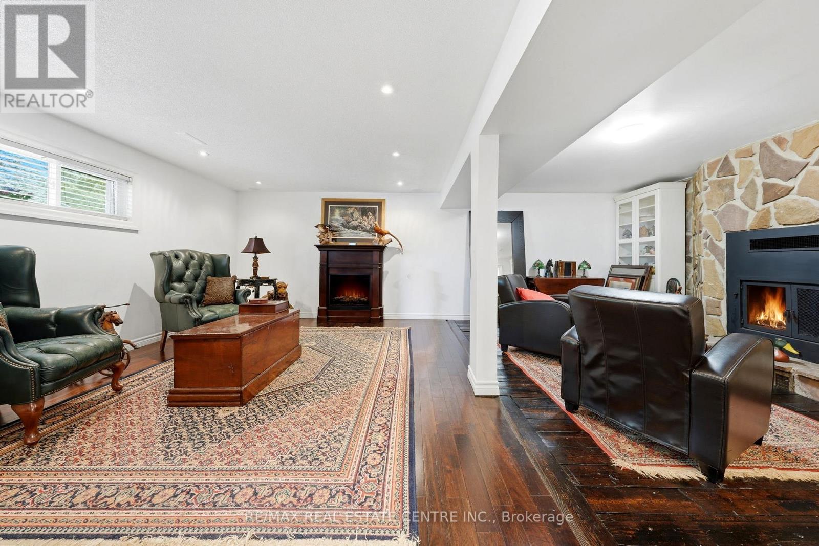 13 DOUGLAS CRESCENT - 26