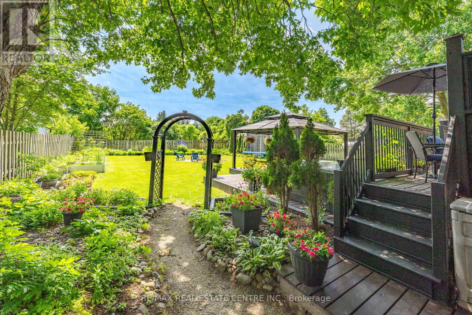 13 DOUGLAS CRESCENT - 49